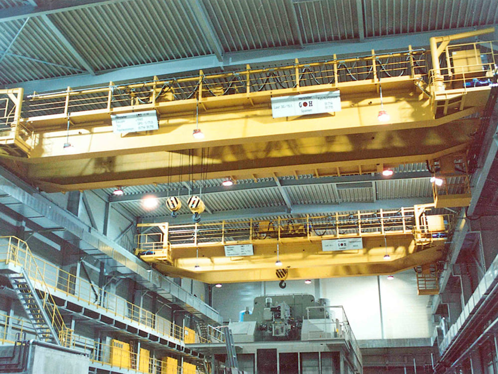 Instalation of multiple cranes. GH CRANES & COMPONENTS in the automotive sector. Audi - Germany.